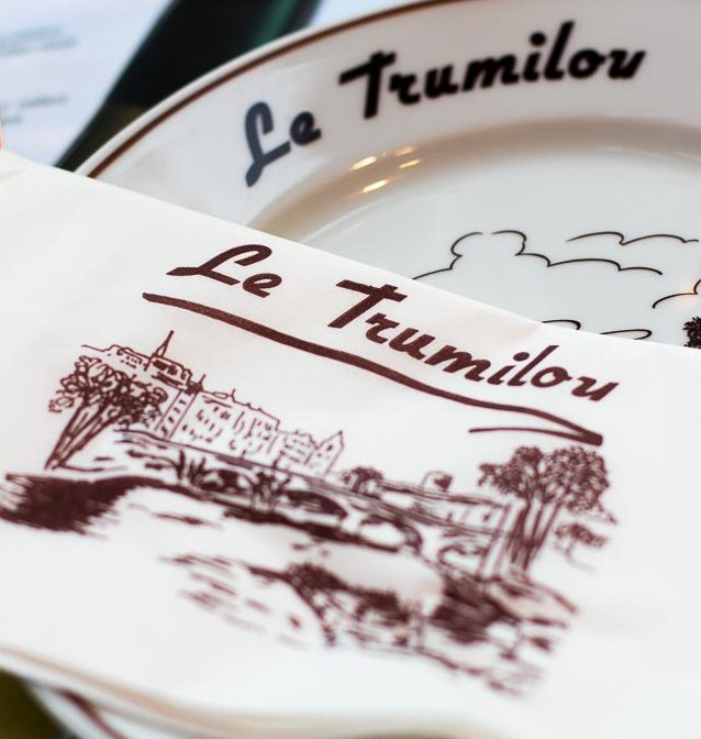 l'assiette avec logo